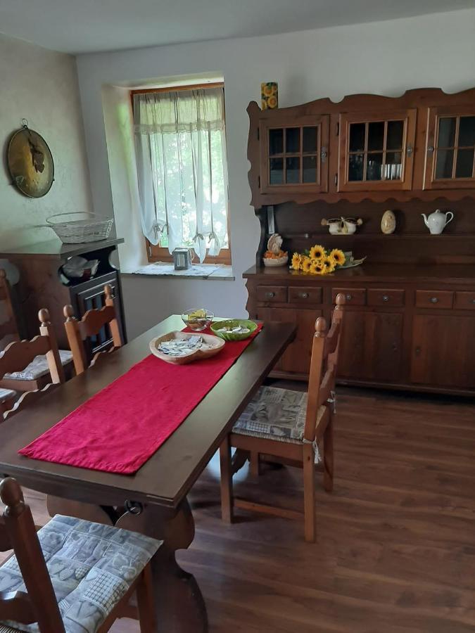 Ca' Virasolelh Hotel Macra ภายนอก รูปภาพ